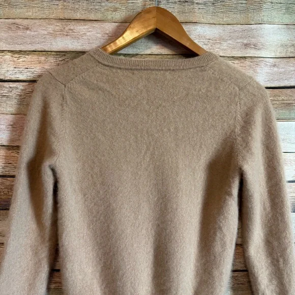 Quince Women's Camel Tan 100% Cashmere V Neck Pullover Sweater Size Small - Picture 9 of 10